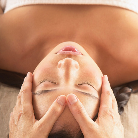 Revitalizare faciala | Ayurveda Facial Massage