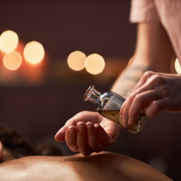 Deep Warm Relief Massage